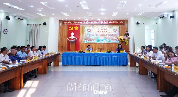 Quang cảnh hội nghị.