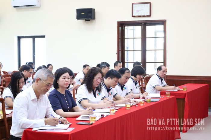 Các đại biểu dự hội nghị