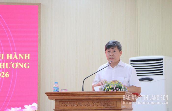 Lãnh đạo Ủy ban Kiểm tra Tỉnh ủy quán triệt Nghị định 164 tại hội nghị