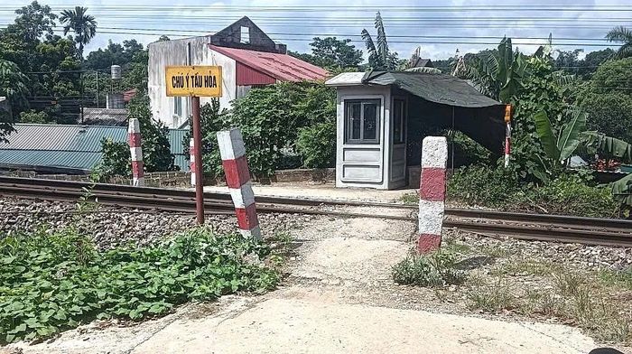 Nhờ có cột hạn chế phương tiện, tai nạn giao thông liên quan đến đường sắt đã giảm đáng kể.