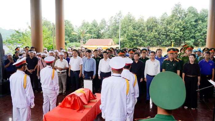 Quang cảnh buổi lễ.