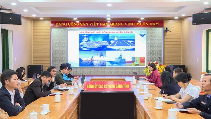 Các đại biểu tham dự hội nghị tại điểm cầu Đảng ủy Các cơ quan Đảng tỉnh Lâm Đồng