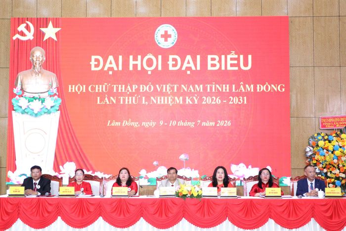 Đoàn chủ tịch điều hành Phiên chính thức Đại hội đại biểu lần thứ I, nhiệm kỳ 2026 - 2031