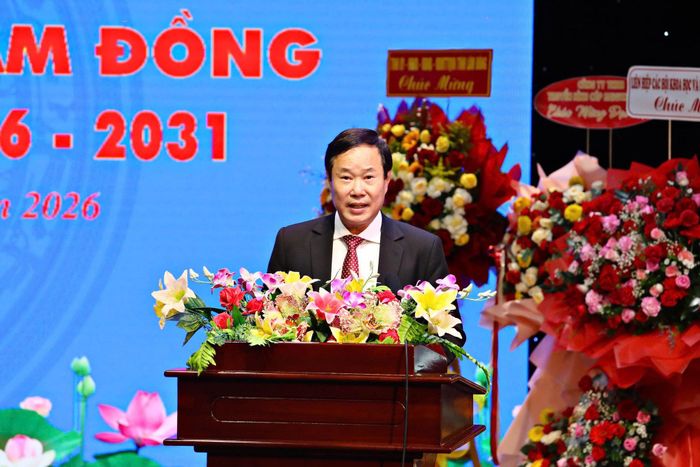 Ủy viên Ban Thường vụ Tỉnh ủy, Phó Chủ tịch Thường trực Ủy ban MTTQ Việt Nam tỉnh Lâm Đồng Phạm Triều phát biểu tại đại hội