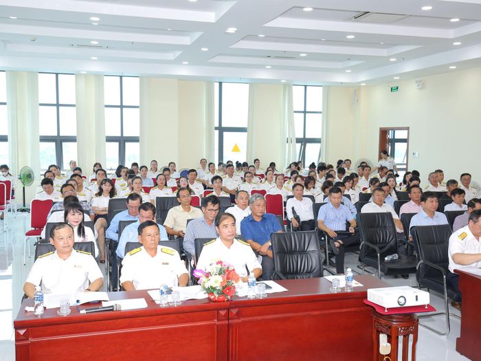 Toàn cảnh hội nghị