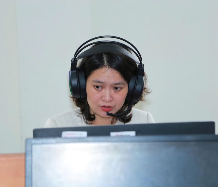 Giáo viên thực hiện khảo sát năng lực tiếng Anh