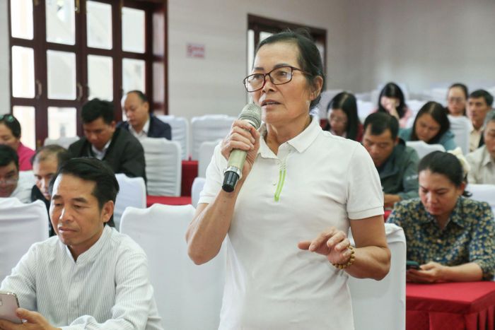 Các đại biểu nêu ý kiến tại hội nghị