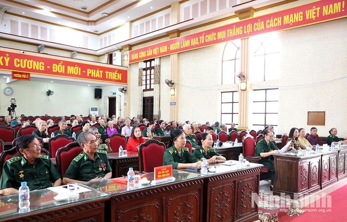 Các đại biểu dự lễ kỷ niệm.
