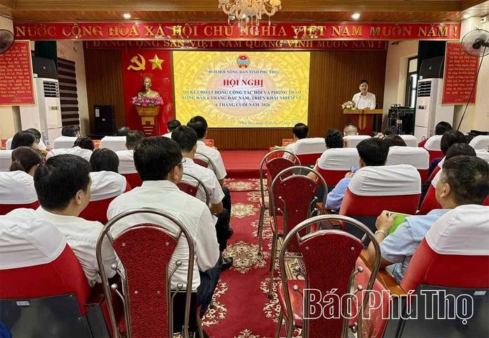 Toàn cảnh hội nghị.