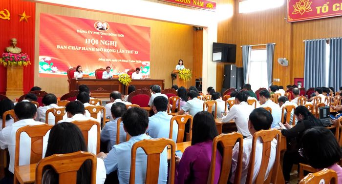 Quang cảnh hội nghị - Ảnh: H.Tr