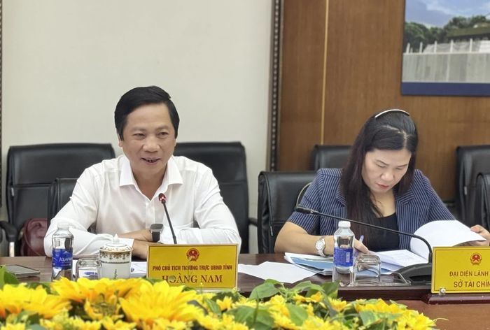 Đồng chí Hoàng Nam, Phó Chủ tịch Thường trực UBND tỉnh phát biểu tại buổi làm việc - Ảnh: Mai Linh