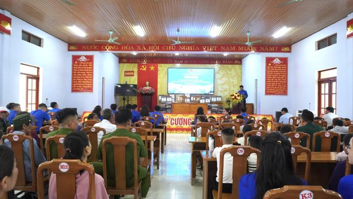 Quang cảnh chương trình - Ảnh: H.T