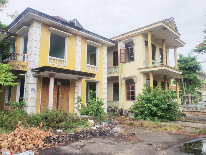 Một trong nhiều cơ sở nhà, đất sau sắp xếp bị bỏ trống, bỏ hoang và có dấu hiệu xuống cấp - Ảnh: B.T