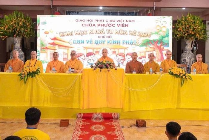 Chư tôn đức chứng minh
