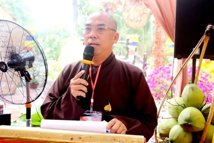 Đại đức Thích Long Bình phát biểu cảm tạ