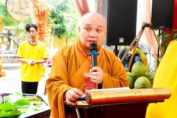 Thượng tọa Thích Trung Nguyện, Trưởng ban Tổ chức phát biểu khai mạc