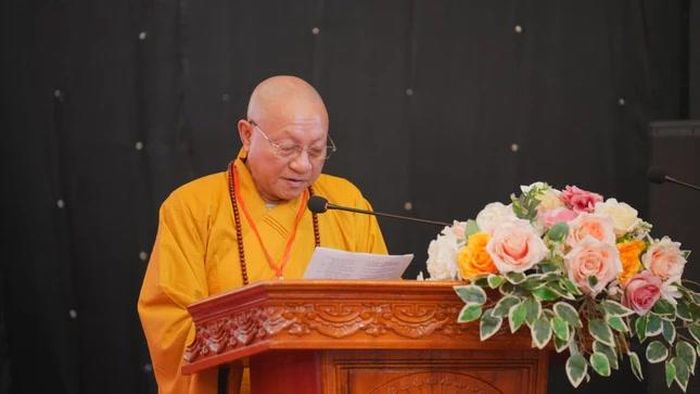 Hòa thượng Thích Gia Quang phát biểu khai mạc