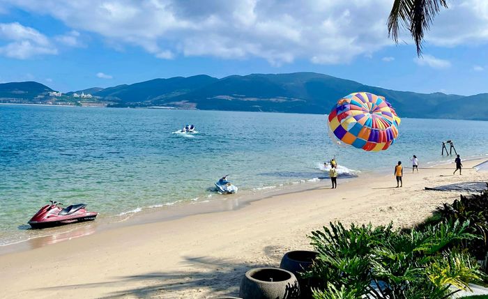 Thể thao biển đang trở thành động lực mới thúc đẩy phát triển du lịch và kinh tế tại nhiều địa phương ven biển.
