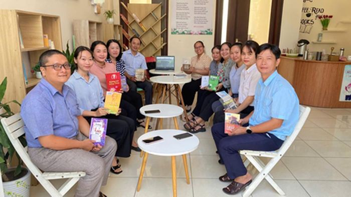 Hoạt động Đọc sách-Kết nối thông tin do Thư viện tỉnh Đồng Tháp tổ chức. Ảnh: Hải Sơn