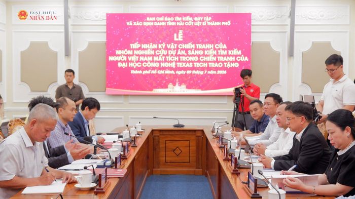 Quang cảnh buổi lễ. Ảnh: Hoa Lê