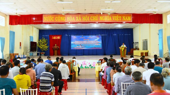 Hội nghị tuyên truyền về biển, đảo và các quy định của pháp luật trong phòng, chống khai thác hải sản bất hợp pháp, không báo cáo và không theo quy định (IUU) tại xã An Thới Đông