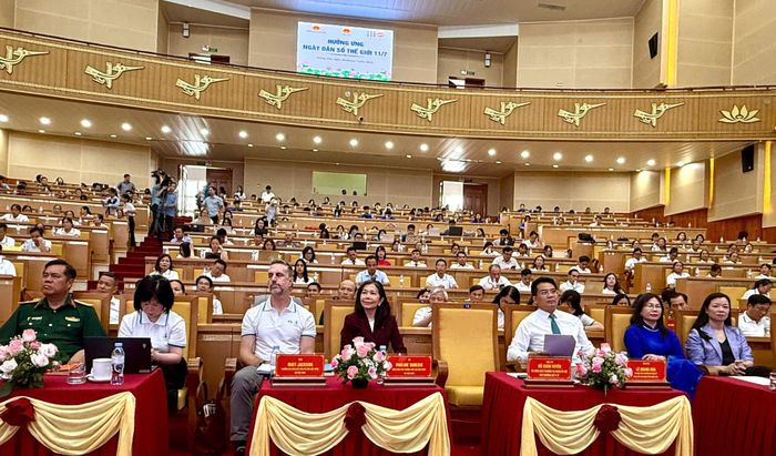 Các đại biểu dự buổi lễ. Ảnh: Hải Yến