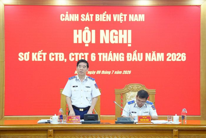 Trung tướng Bùi Quốc Oai phát biểu chỉ đạo Hội nghị.