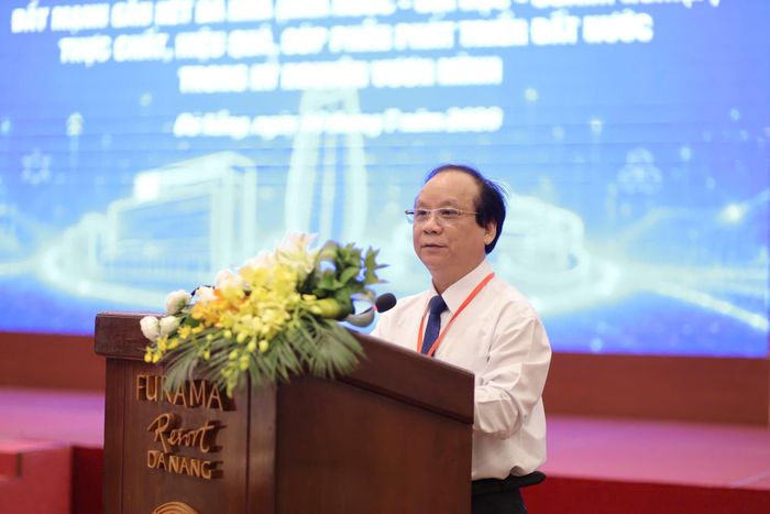 PGS.TS Nguyễn Ngọc Vũ - Giám đốc Đại học Đà Nẵng phát biểu tại hội thảo.
