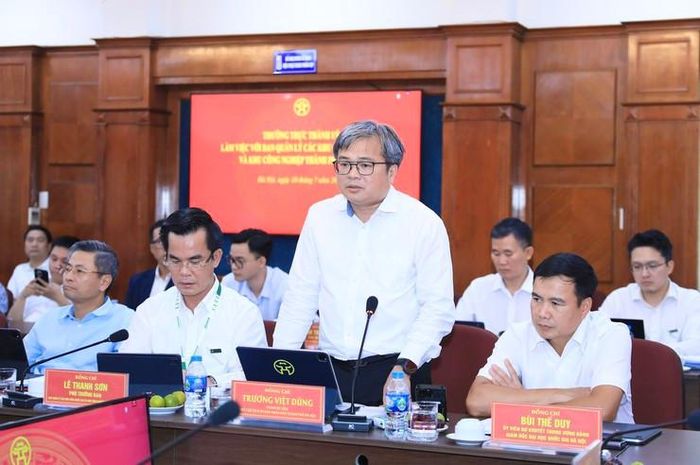 Phó Chủ tịch UBND TP. Hà Nội Trương Việt Dũng phát biểu tại cuộc làm việc. Ảnh: Ảnh: hanoi.gov.vn