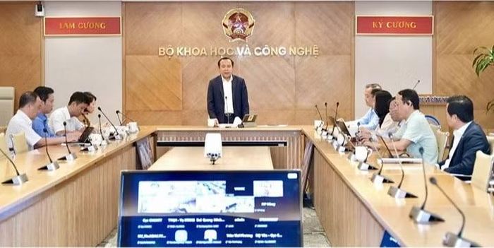Bộ trưởng Bộ KH&CN Vũ Hải Quân phát biểu chỉ đạo hội nghị.