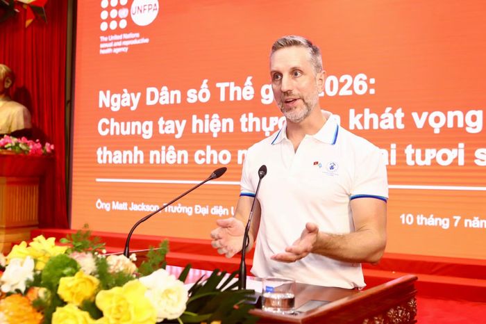 Trưởng đại diện Quỹ Dân số Liên Hợp Quốc tại Việt Nam Matt Jackson chia sẻ tại chương trình.