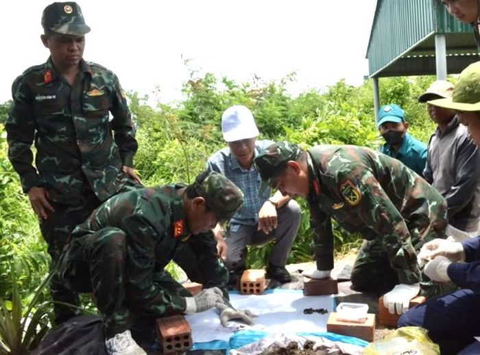 Nhiều di vật đã được tìm thấy.