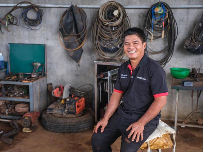 Các dụng cụ được bố trí ngăn nắp, đúng chỗ, giúp nâng cao hiệu quả công việc và đảm bảo an toàn trong quá trình sử dụng. Ảnh_ ILO_Linh Pham.