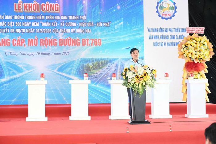 Phó Chủ tịch UBND TP Đồng Nai Hồ Văn Hà phát biểu tại buổi lễ.