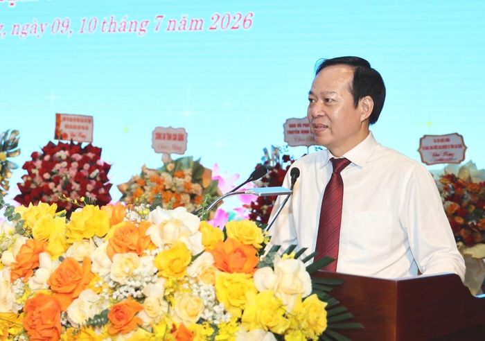 Phó Chủ tịch Thường trực UBND tỉnh Vũ Đình Quang phát biểu tại đại hội.
