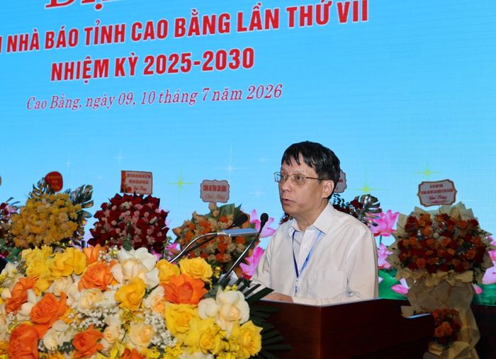 Thiếu tướng Phạm Khải, Ủy viên Ban Thường vụ Hội Nhà báo Việt Nam, Phó Cục trưởng Cục Khoa học, Chiến lược và Lịch sử Công an, Tổng Biên tập Tạp chí Công an nhân dân phát biểu chỉ đạo đại hội.