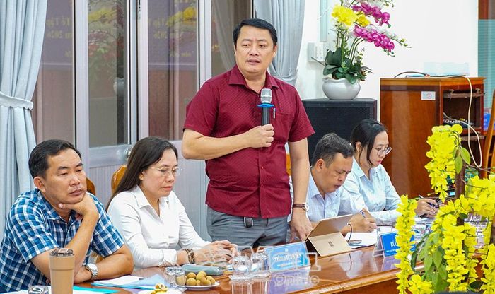 Phó Giám đốc Sở NN&MT tỉnh Cà Mau Bùi Tứ Hải chia sẻ vai trò của kinh tế tập thể trong thực hiện Đề án 1 triệu héc-ta lúa chất lượng cao, phát thải thấp.