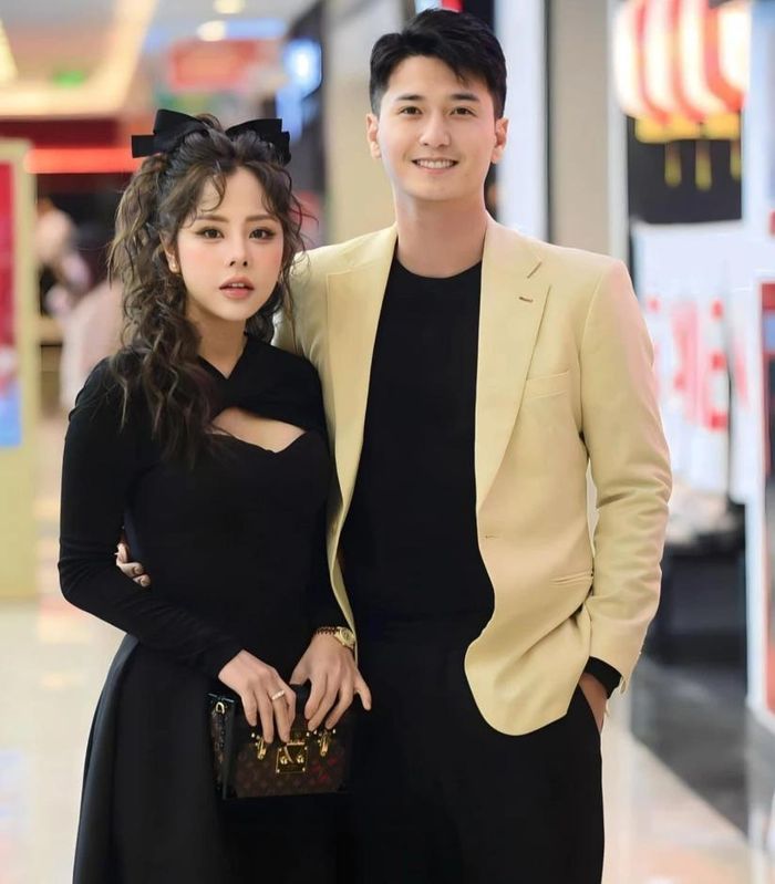 Chuyện tinh cảm của hai người từng khiến dư luận bàn tán 1 thời.