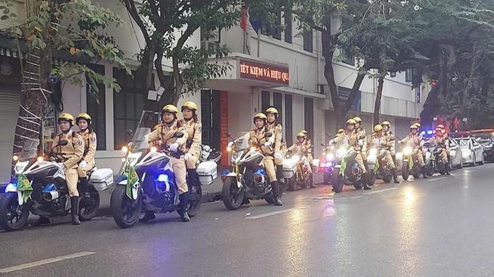 Công an TP. Hà Nội phân luồng, tổ chức giao thông phục vụ Lễ kỷ niệm 80 năm Ngày truyền thống lực lượng An ninh nhân dân (12/7/1946 - 12/7/2026).