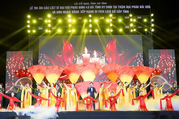  Tối 9/7/2026, tại Khu di tích Bãi Dừa, xã Cổ Đạm, tỉnh Hà Tĩnh, Lễ tri ân các anh hùng liệt sĩ Đại đội Pháo binh 45 Hà Tĩnh hy sinh tại trận địa pháo Bãi Dừa được tổ chức trang trọng, kết hợp đón nhận Bằng xếp hạng Di tích lịch sử - văn hóa cấp tỉnh và chương trình nghệ thuật đặc biệt "Bãi Dừa – Khúc tráng ca bất tử". 