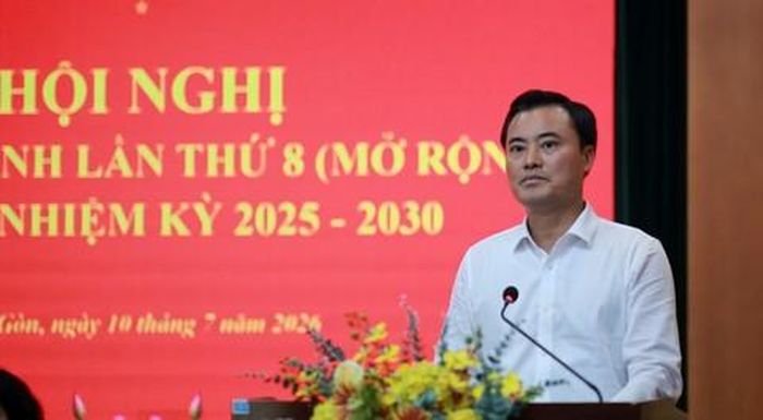 Bí thư Đảng ủy phường Sài Gòn Bùi Xuân Cường phát biểu