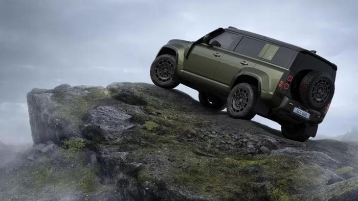 Land Rover điều chỉnh động cơ trên Defender 2027. Ảnh: Land Rover.