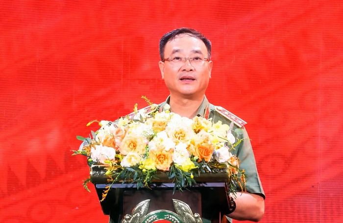 Thượng tướng Phạm Thế Tùng, Ủy viên Trung ương Đảng, Thứ trưởng Bộ Công an phát biểu tại lễ khai mạc. (Ảnh: hanoimoi.vn)