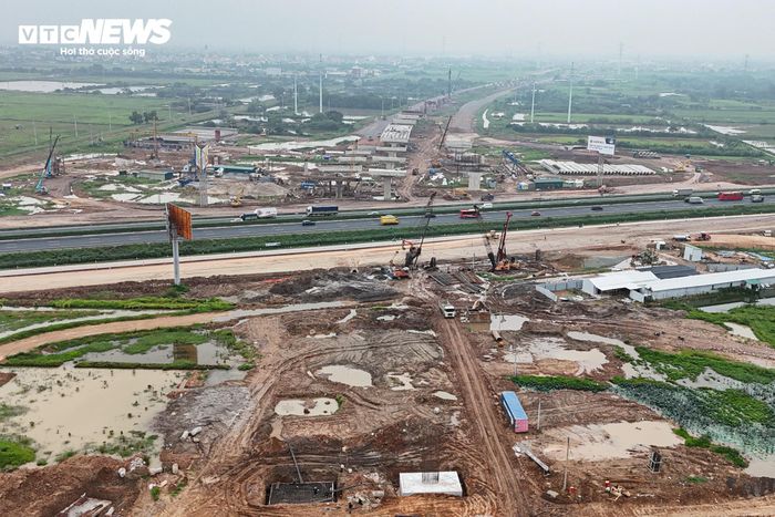 Theo phương án nghiên cứu, đoạn từ nút giao Pháp Vân đến Km182+400 dài khoảng 1,5km sẽ được xây dựng cầu cạn 6 làn xe tại khu vực dải phân cách giữa tuyến hiện hữu.