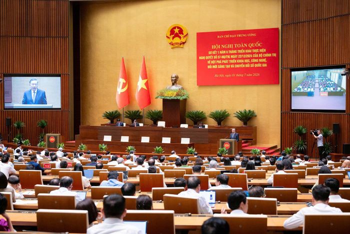Quang cảnh Hội nghị toàn quốc sơ kết 1 năm 6 tháng triển khai thực hiện Nghị quyết 57.