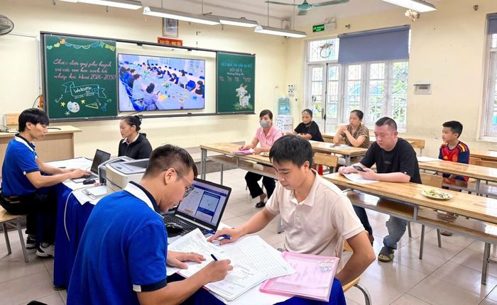 Tỷ lệ đăng ký tuyển sinh trực tuyến vào các lớp đầu cấp tại Hà Nội đạt mức cao. Ảnh: Lê Nguyễn
