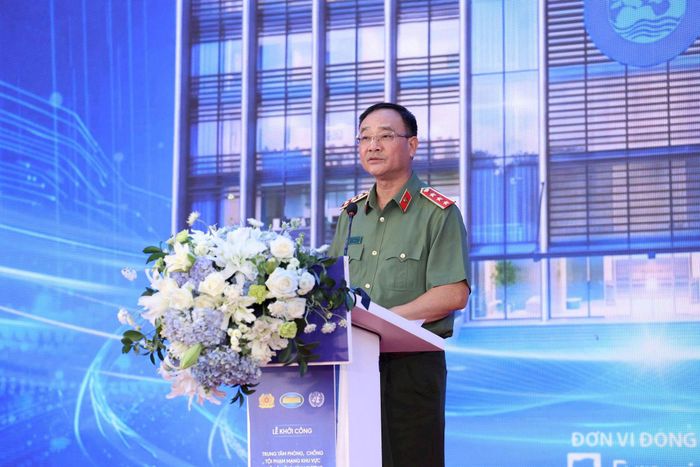Thượng tướng Phạm Thế Tùng, Thứ trưởng Bộ Công an phát biểu tại lễ khởi công. Ảnh: T.U