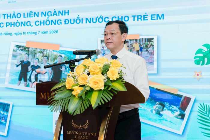 PGS.TS.BS Nguyễn Tri Thức, Thứ trưởng Bộ Y tế phát biểu. Ảnh: BTC