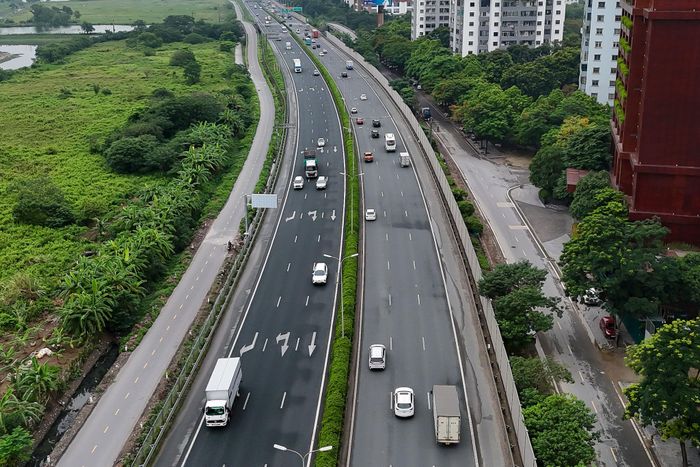 Theo đề xuất, dự án có chiều dài gần 30km trên địa bàn thành phố Hà Nội, bắt đầu từ nút giao Pháp Vân - nơi giao cắt với đường Vành đai 3 và kết thúc tại nút giao Đại Xuyên. Phương án nghiên cứu hướng tới mở rộng tuyến lên quy mô từ 10 - 12 làn xe, phù hợp với quy hoạch phát triển giao thông và nhu cầu vận tải trong những năm tới.