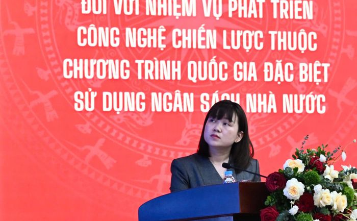 Bà Nguyễn Thị Kim Thành, Kế toán trưởng NAFOSTED.